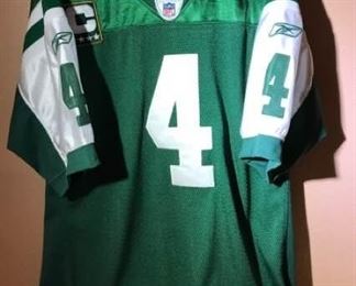 Brett Favre Jersey https://ctbids.com/#!/description/share/276043