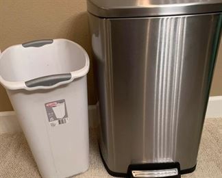 Tramontina Step Trash Can https://ctbids.com/#!/description/share/275828