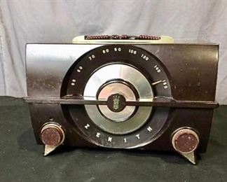 Zenith Tube Radio https://ctbids.com/#!/description/share/275863