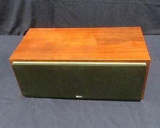 B&W Center channel speaker. https://ctbids.com/#!/description/share/275886