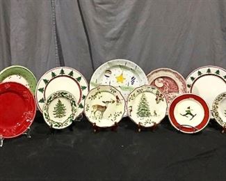 Holiday Serving Pieces https://ctbids.com/#!/description/share/275933