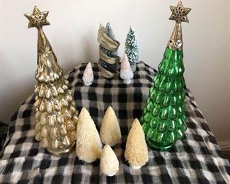 Oh Christmas Tree https://ctbids.com/#!/description/share/275946