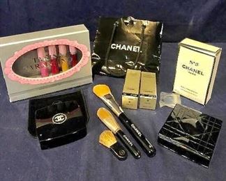 Chanel & More https://ctbids.com/#!/description/share/275977