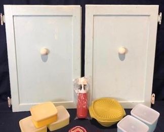 Vintage Kitchen & More https://ctbids.com/#!/description/share/275979