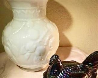 Fenton Vase https://ctbids.com/#!/description/share/275999