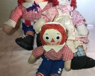 Raggedy Family https://ctbids.com/#!/description/share/276026