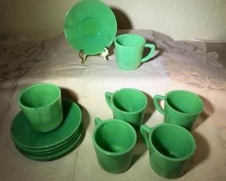 Child's Dishes https://ctbids.com/#!/description/share/276038