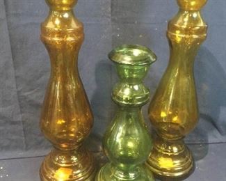 Trio of Decorative Glass Vases https://ctbids.com/#!/description/share/276087