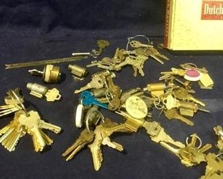 Keys Please! https://ctbids.com/#!/description/share/276091