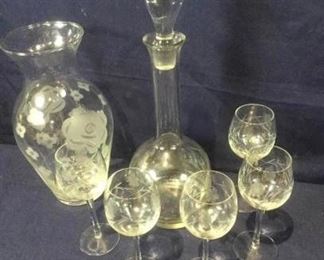 Etched Decanter Set & Vase https://ctbids.com/#!/description/share/276107