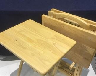 5-Piece Natural Foldable Table Tray Set https://ctbids.com/#!/description/share/276112