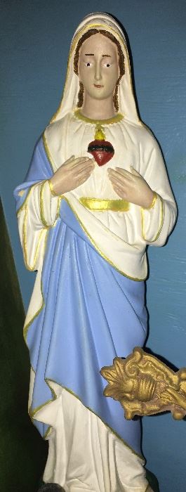 Vintage Hand Painted Immaculate Heart of Mary Statue
       Height 19”