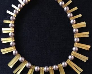 Striking Vintage Gold Lucite & Pearl Necklace 