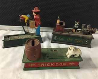 Cast Iron Banks #5 https://ctbids.com/#!/description/share/275269