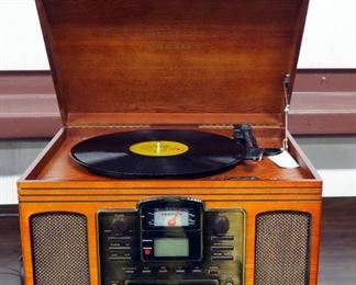 Crosley CD/Radio/ Record Player Model CR2405C-PA 10" H x 18" W x 15" D, Powers On