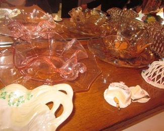 Tons to Uncover! Hummel Collection
Coleport Collection
Depression Glass
Vintage Beleek