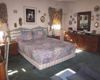 Mid-Century Modern Vanleigh Furniture Bedroom Suite