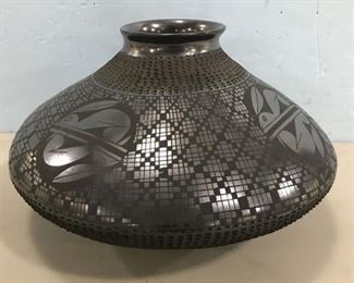 Mata Ortiz Hand Made Pot