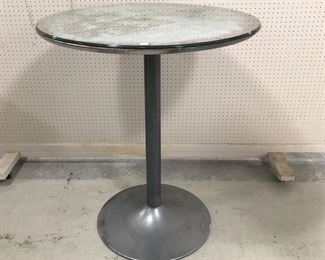 Industrial Style Metal Round Pedestal Table
