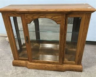 Small Broyhill Illuminated Cabinet