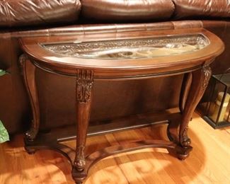 Demi-Lune Table