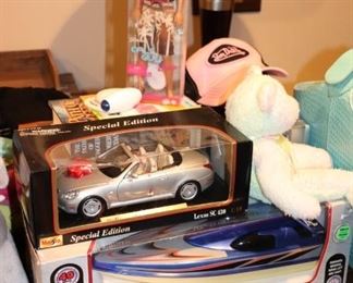 Model Boats and Cars, Dolls and Stuffed Animals