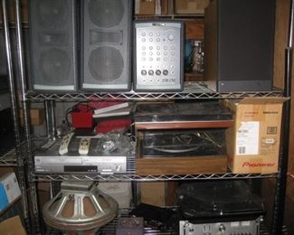 Kustom profile System I-KPS LS100, Beogram 2400 turntable, Collaro, Ion iLP turntables