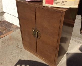 Cabinet $5