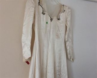 Vintage wedding dress