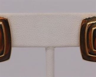 JEWELRY Pair of David Webb kt Gold Ear Clips