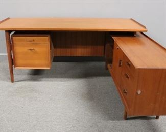 MIDCENTURY Arne Vodder Executive Desk
