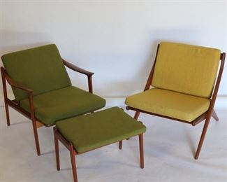 MIDCENTURY Reclining Chair Ottoman Together
