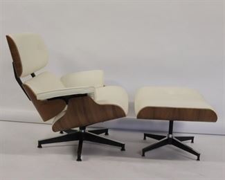 Vintage And Fine Quality Eames Style Lounge Chair