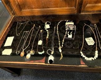 Just in time for Christmas! Beautiful fine jewelry pieces!
