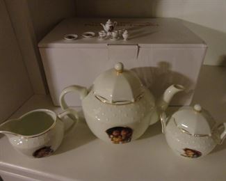Hummel Tea Set