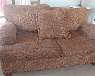 Contemporary loveseat