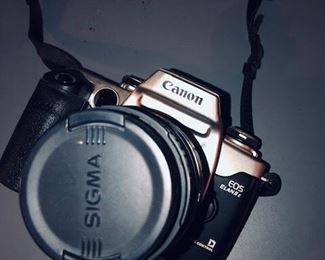 35 MM camera by Cannon
(Several other cameras available)