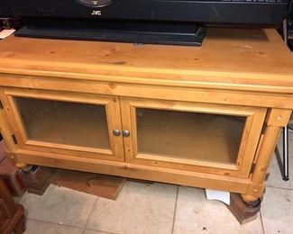 Contemporary tv stand
