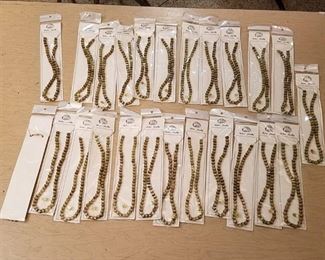 approximately 24 fashion jewelry necklaces