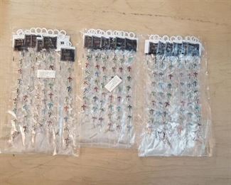 approximately 36 necklaces - crosses