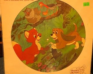 Walk Disney Fox and the Hound pictorial album 