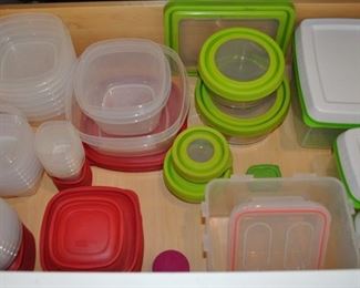 A drawer full of Rubbermaid food containers... and more!