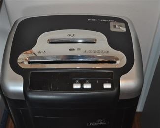 Fellowes cross-hatch paper shredder