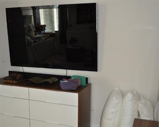 Vizio television,  Ikea dressers