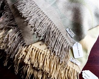 Cashmere Throws