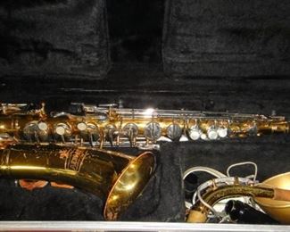 Alto Saxophone (Bundy) in case