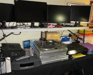 Computer Monitors , Office Equipment 