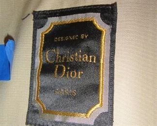 Trench coat (Christian Dior)