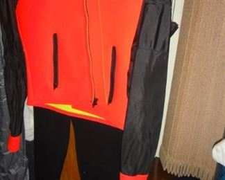 Sports clothing – neoprene jacket – size L, bib overhauls – size XL