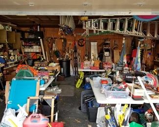 tools, Garage, packed 